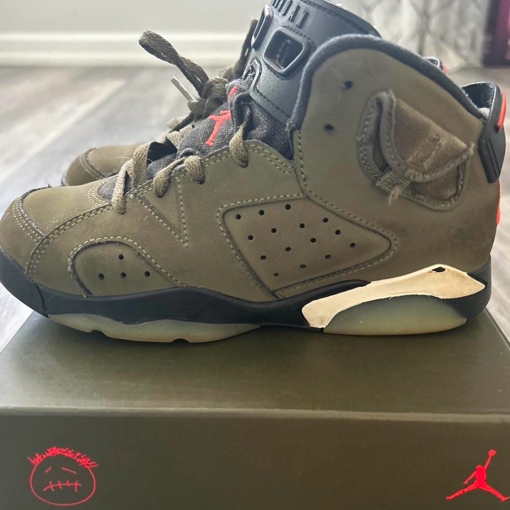 Kids Jordan Sneakers